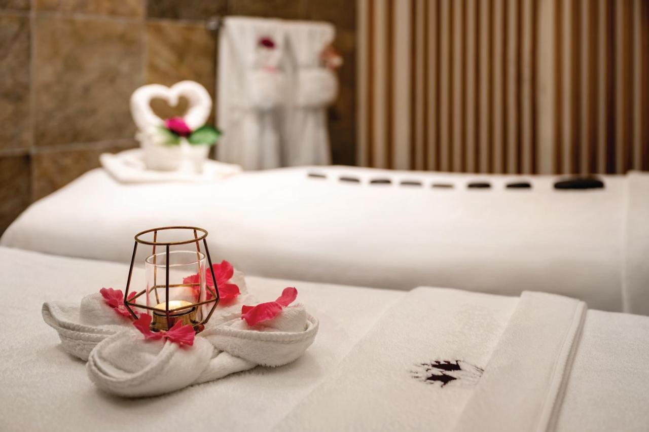 Готель Wyndham Doha West Bay Екстер'єр фото Spa at the hotel
