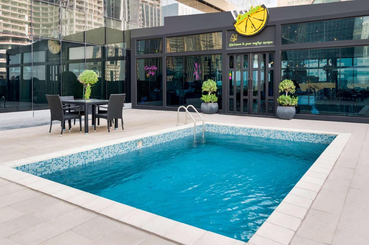 Готель Wyndham Doha West Bay Екстер'єр фото The Lemon Pool