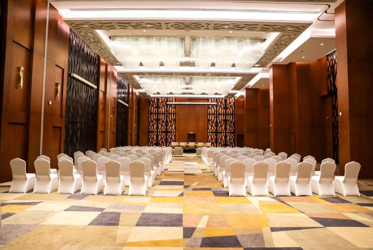 Готель Wyndham Doha West Bay Екстер'єр фото The Grand Ballroom