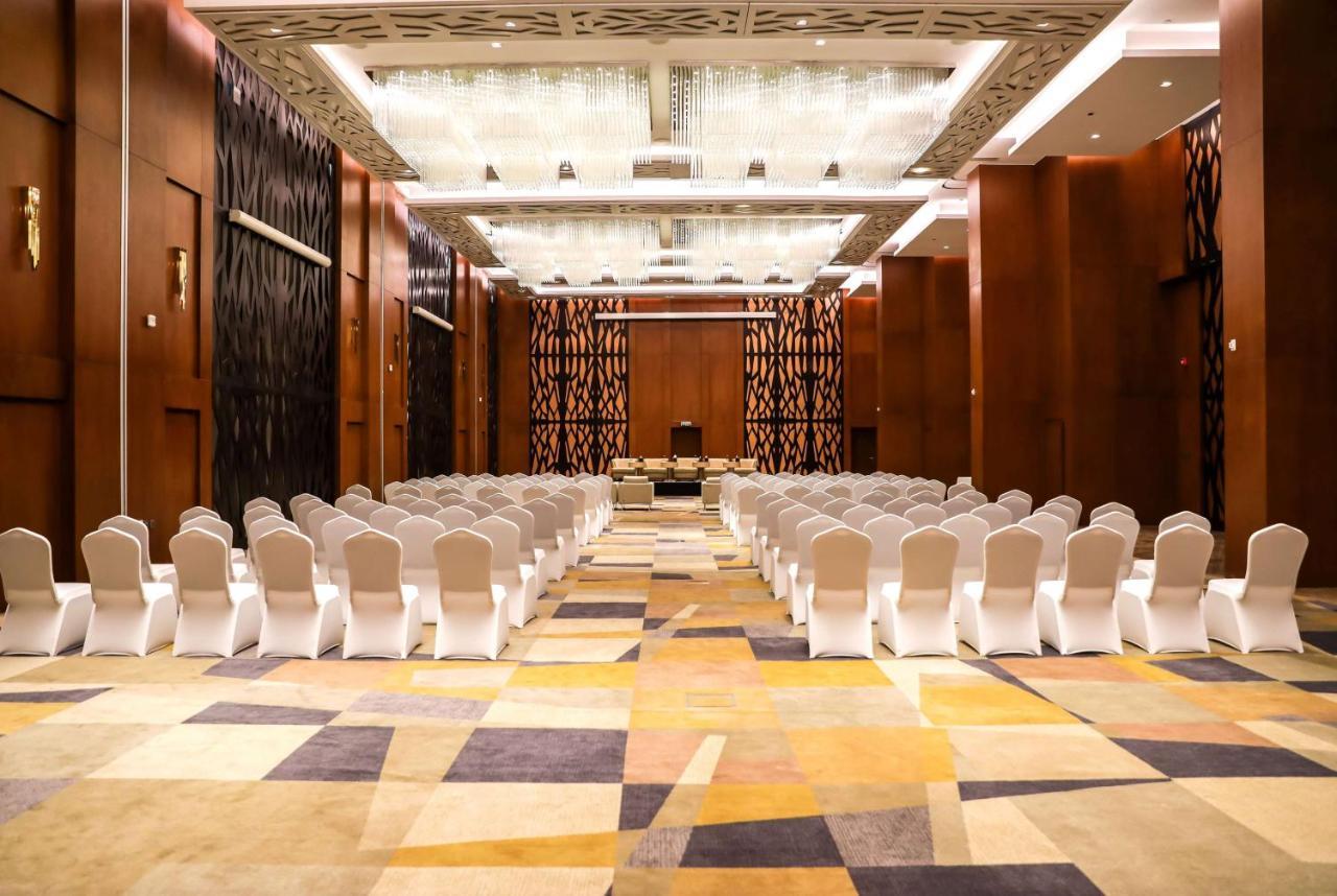 Готель Wyndham Doha West Bay Екстер'єр фото The ballroom